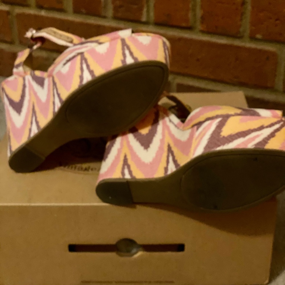 Nine West wedge sandals - Picture 4 of 4